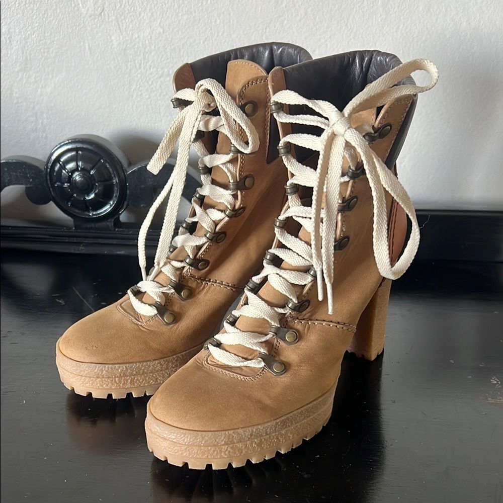 SEE BY CHLOÉ Leather Boots Combat Ankle Boots Lace Up Boots Tan sz 39/8.5